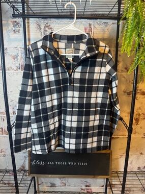 Victory Outfitters Black & White Plaid Quarter-Zip Pullover